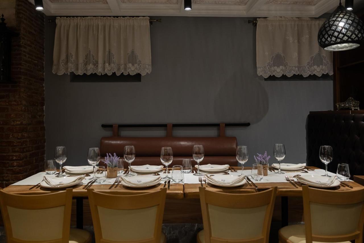 Tresor Art Boutique Hotel Корча Екстер'єр фото